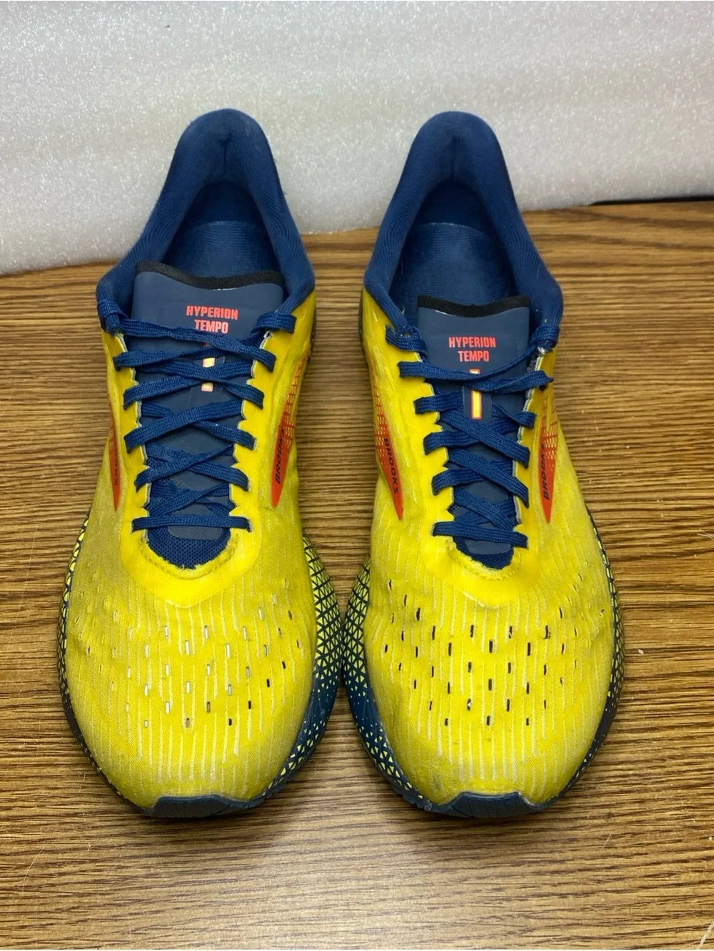Brooks Hyperion Tempo Mens Running Shoes Yellow Blue 1103391D767 Size 11.5 D
